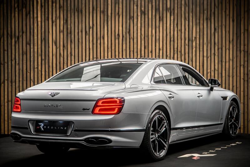 Bentley Flying Spur view 4