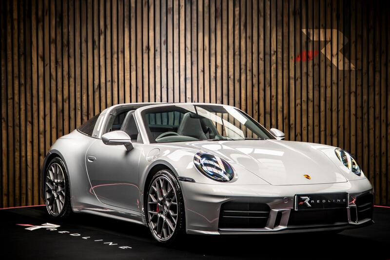 Porsche 911 main image