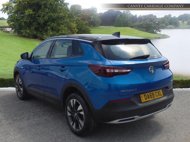 Vauxhall Grandland X view 4