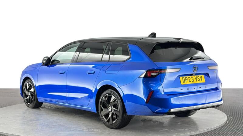 Vauxhall Astra view 6