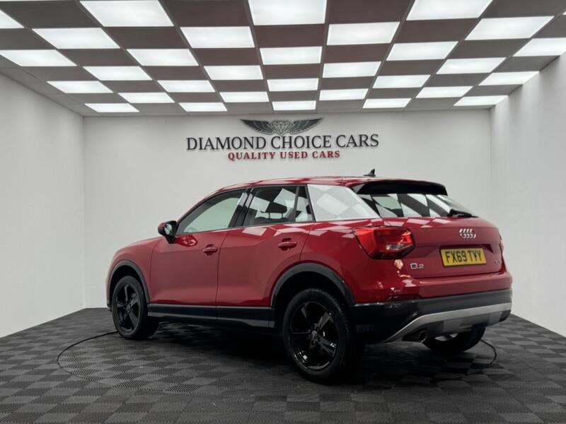 Audi Q2 view 4