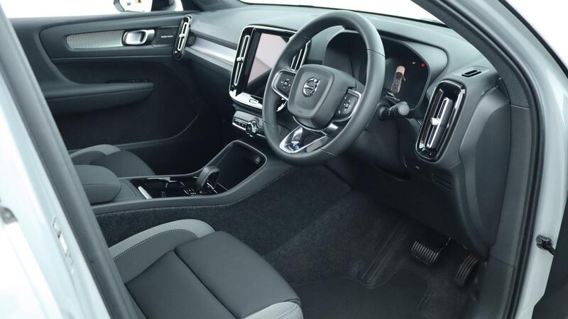 Volvo Ec40 view 4