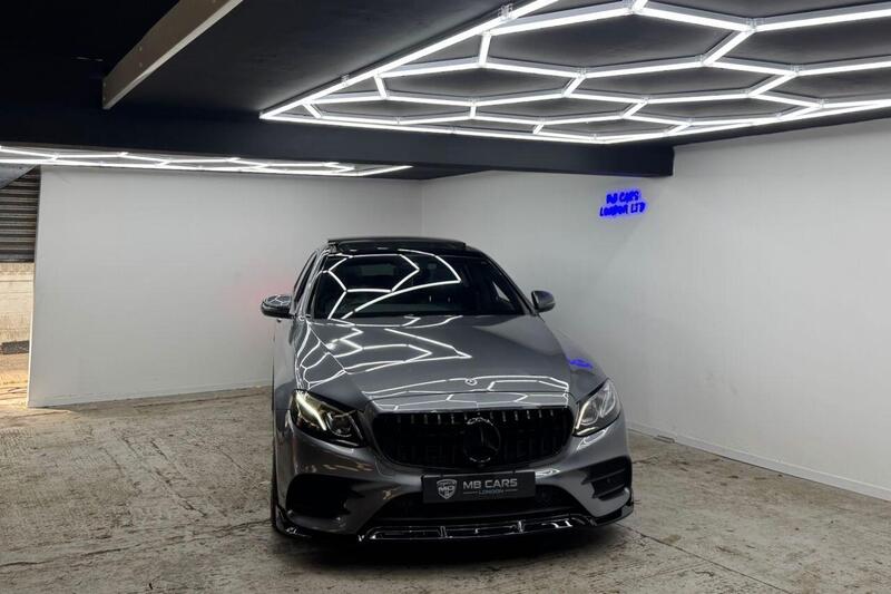 Mercedes-Benz E-Class view 6