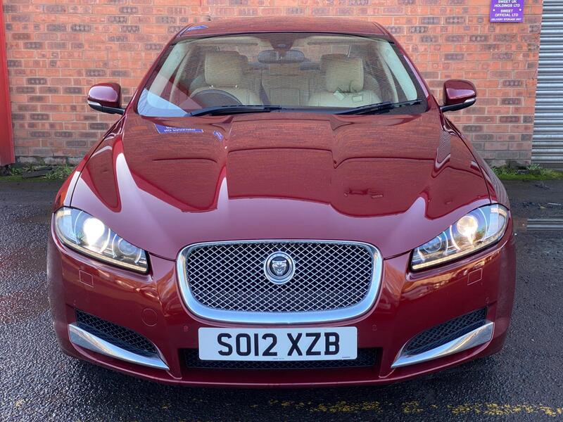 Jaguar XF view 3