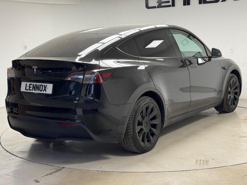 Tesla Model Y view 6