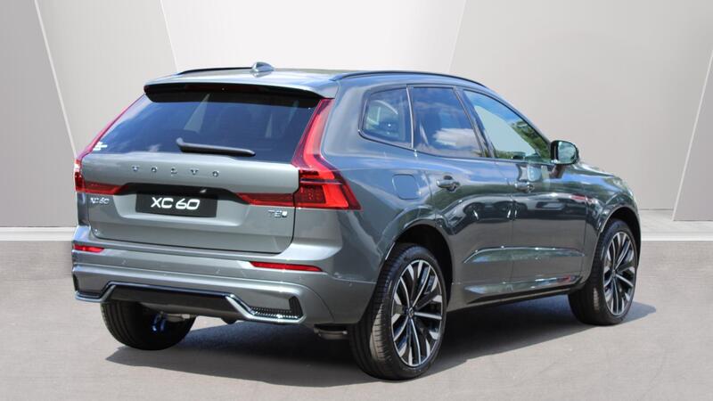 Volvo XC60 view 2