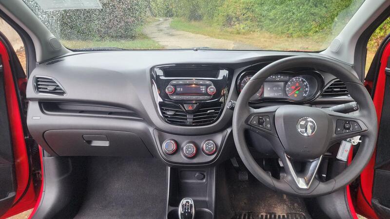 2015 Vauxhall Viva — photo 20