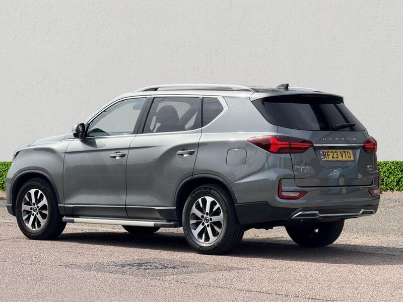 Ssangyong Rexton view 5