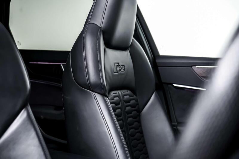Audi RS6 Avant view 7