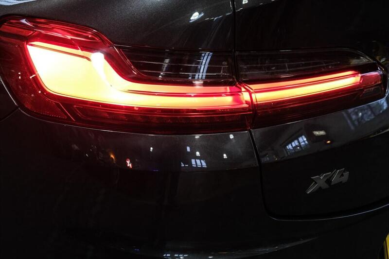 BMW X4 view 31