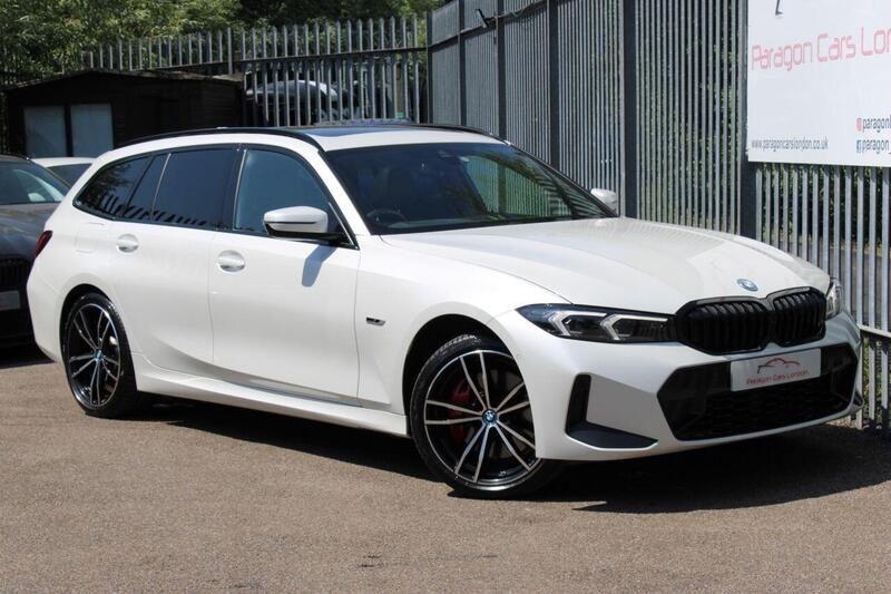 BMW 3 Series view 4