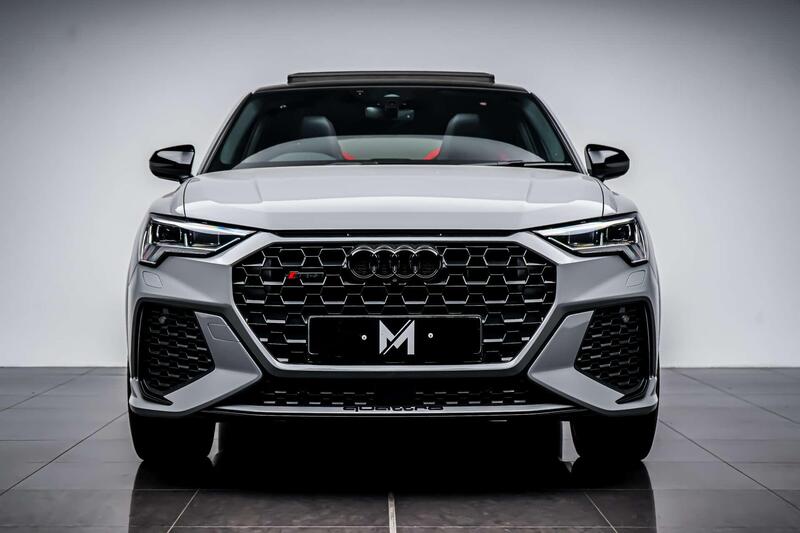 Audi RS Q3 view 2