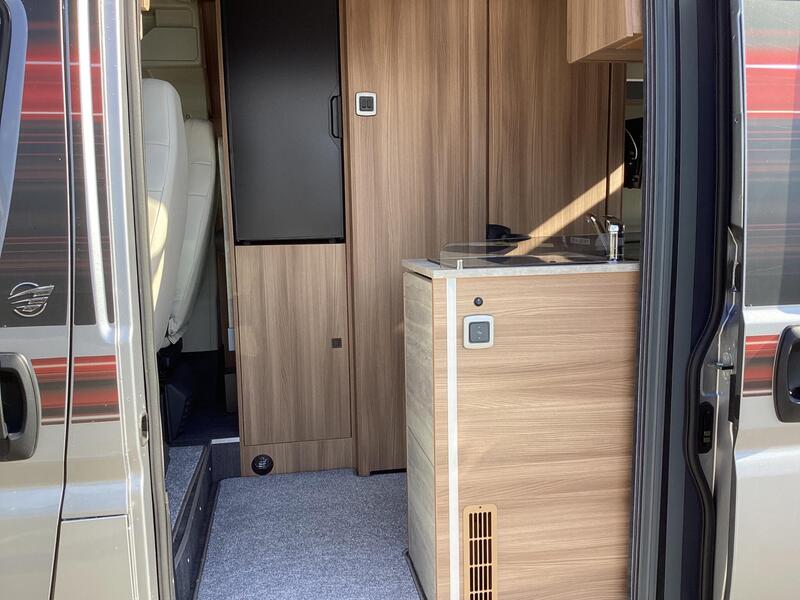 Auto-Trail V-Line 610 SE — image 9