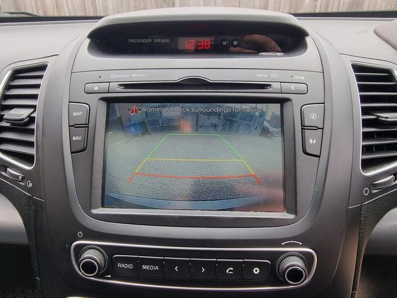 Kia Sorento view 7