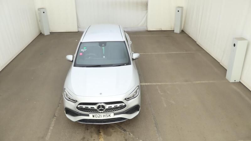 Mercedes-Benz GLA view 7