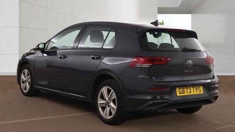 Volkswagen Golf view 3