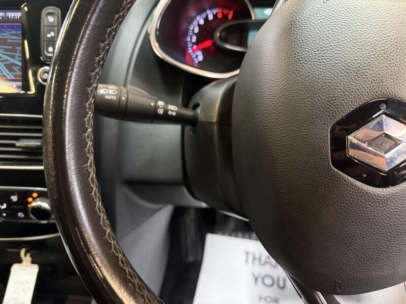 Renault Clio view 36