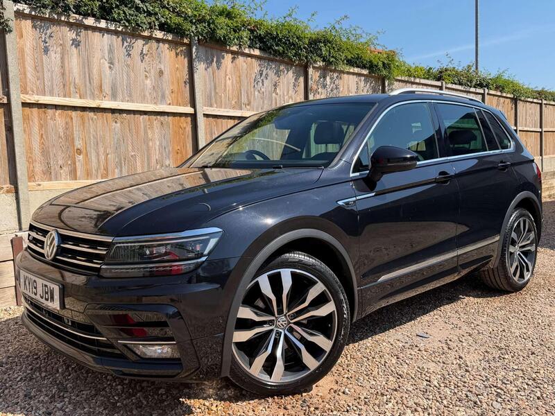 Volkswagen Tiguan main image