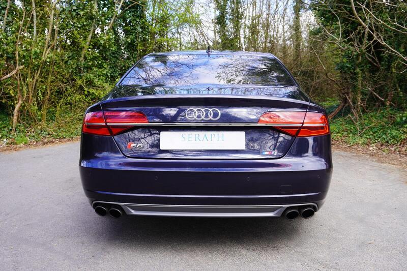 Audi Audi S8 view 4
