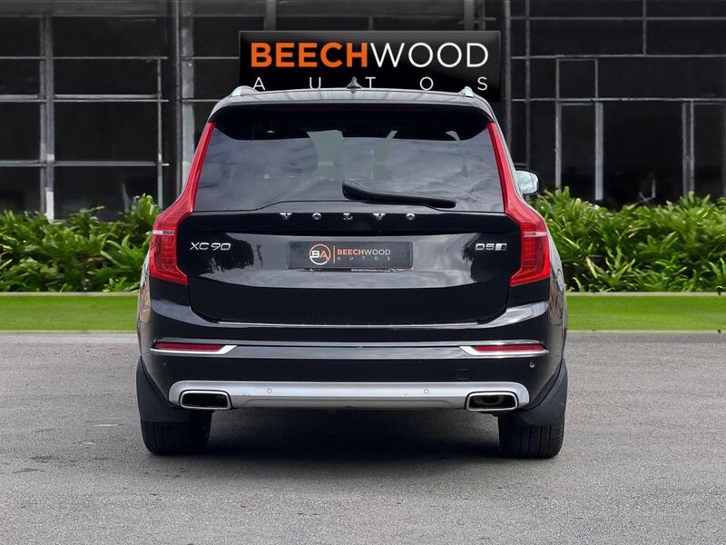 Volvo XC90 view 6