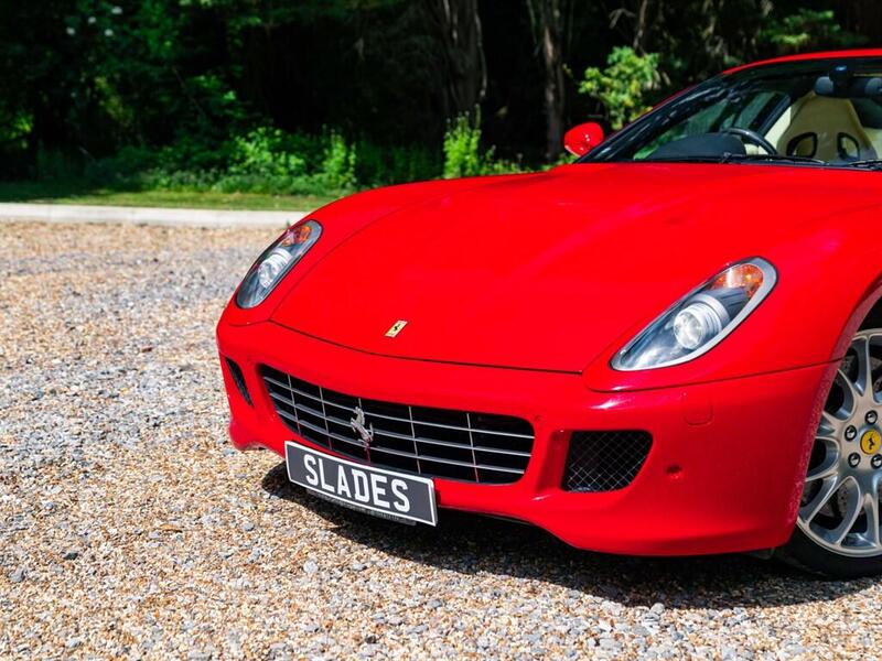 Ferrari 599 view 5