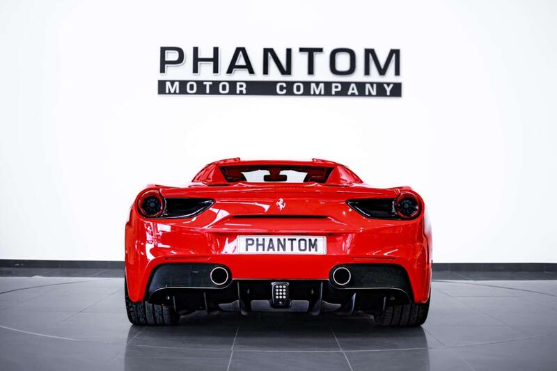 Ferrari 488 view 4