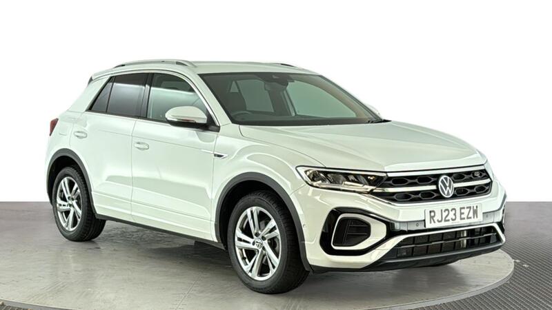 Volkswagen T-Roc view 2