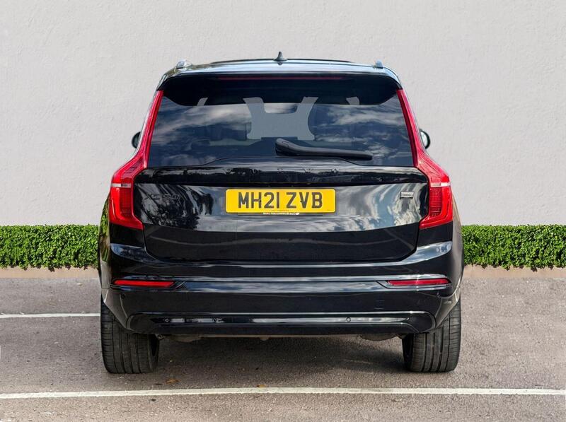 Volvo XC90 view 7