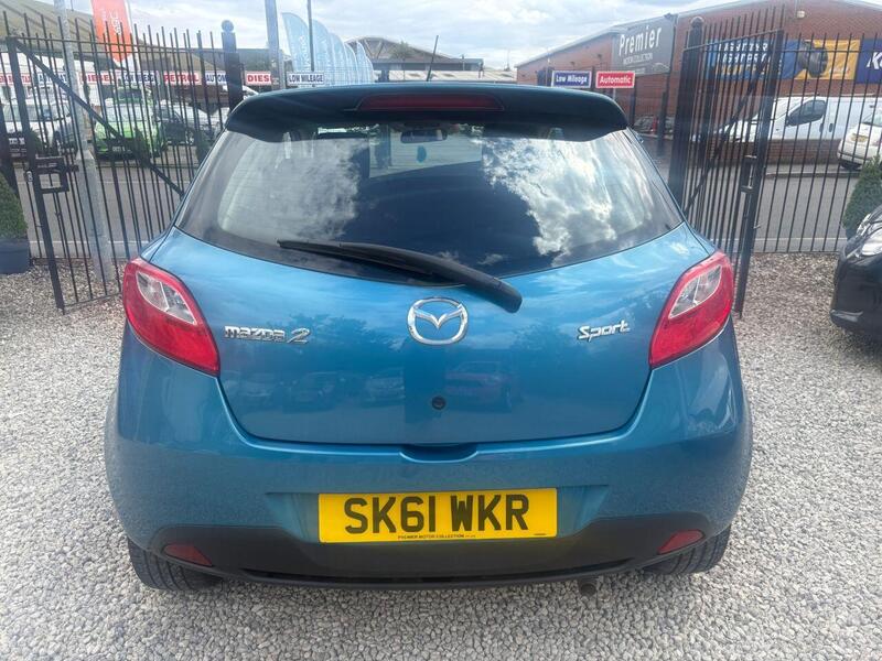 Mazda Mazda2 view 5
