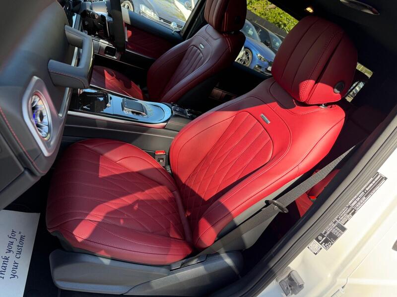 Mercedes-Benz G-Class view 5