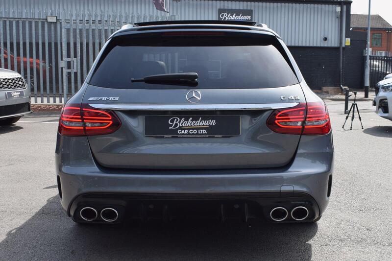 Mercedes-Benz C Class view 6