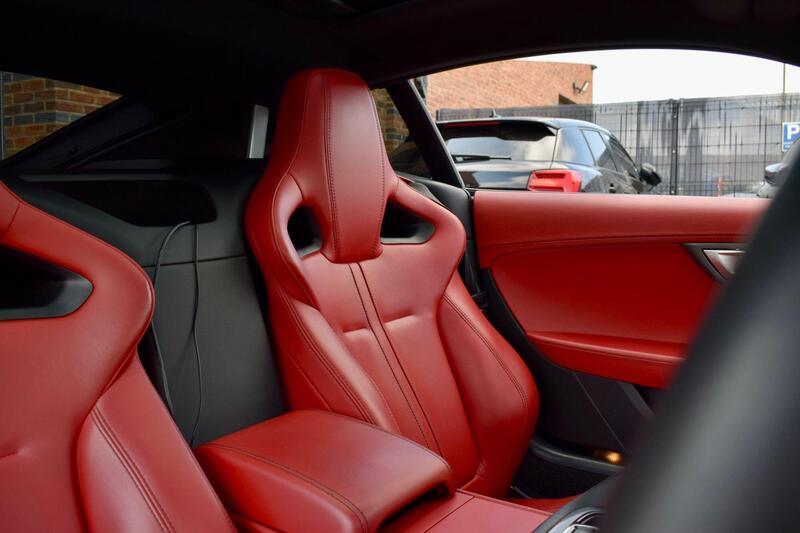 Jaguar F-Type view 5