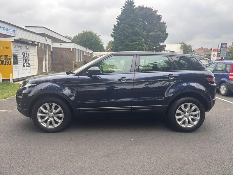 Land Rover Range Rover Evoque view 4