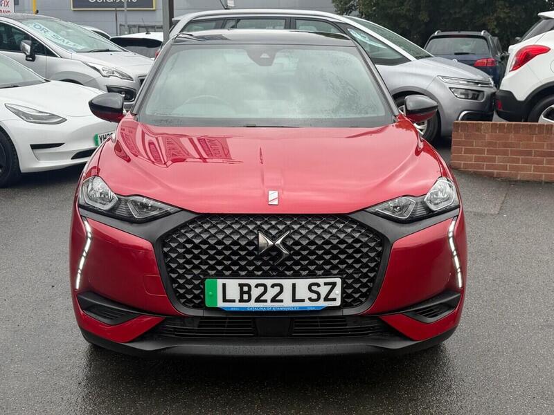 DS Automobiles DS 3 Crossback view 2