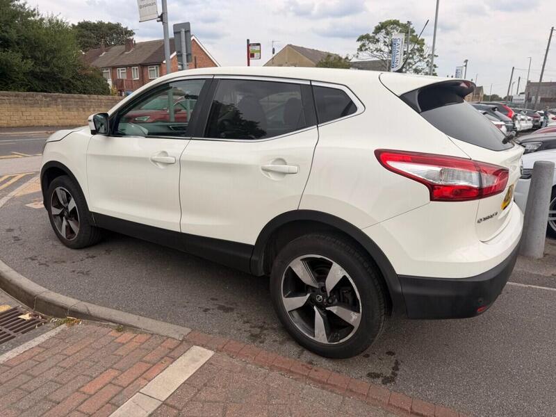 Nissan Qashqai view 6