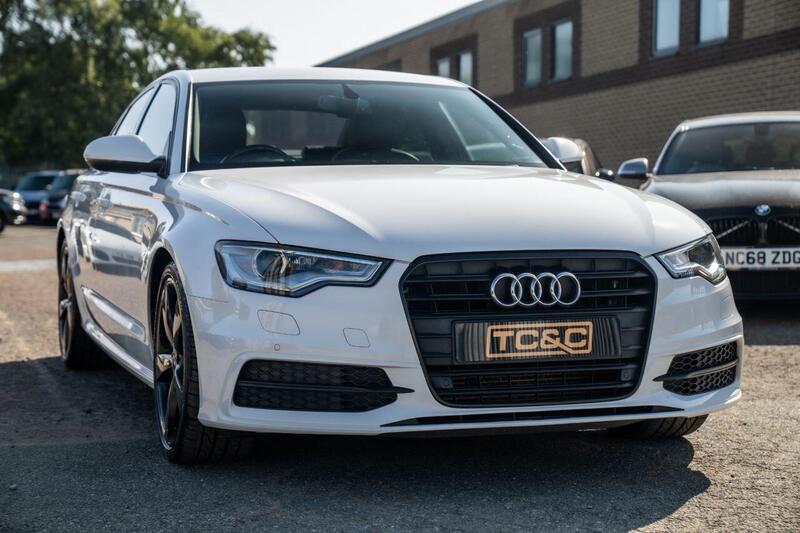 Audi A6 Saloon view 7