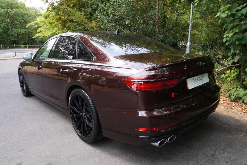 Audi Audi S8 view 4