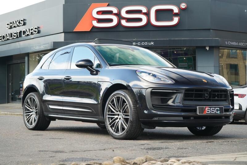 Porsche Macan view 4