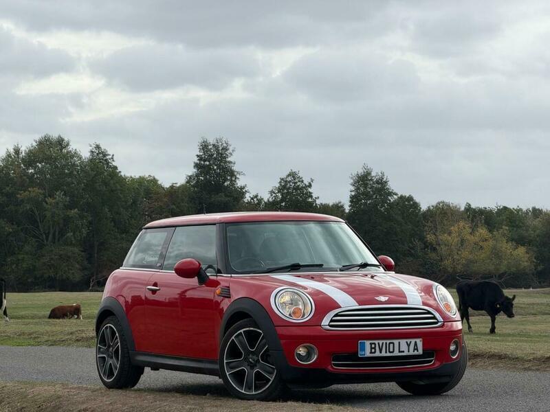 MINI Hatch — photo 1