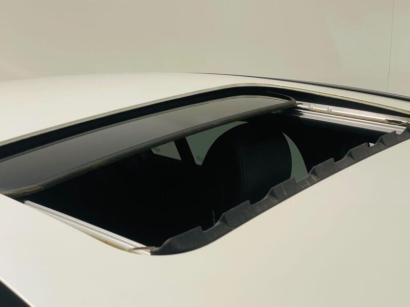 Mercedes-Benz GLC view 4