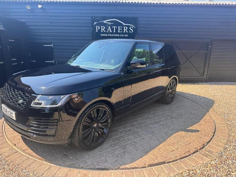 Land Rover Range Rover view 2