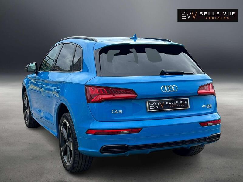 Audi Audi Q5 view 4