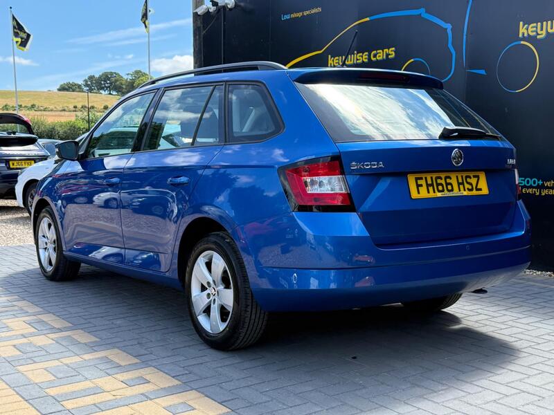 Skoda Fabia view 3
