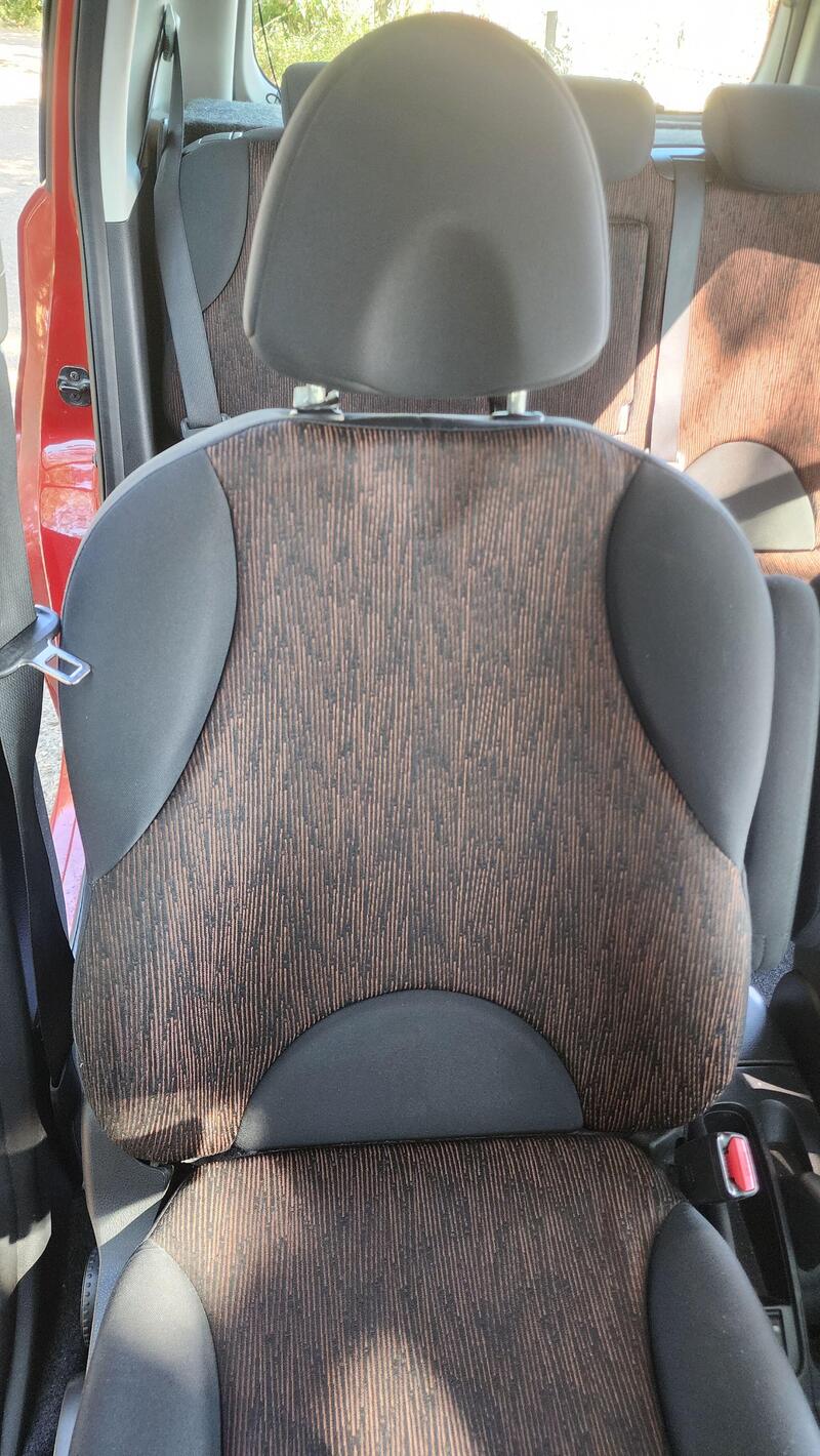 2010 Nissan Note — photo 30