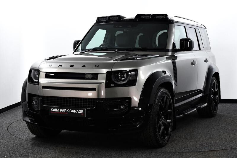 Land Rover Defender view 3