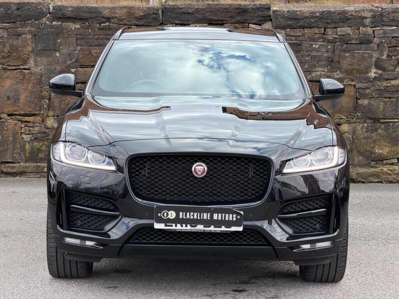 Jaguar F-Pace view 2