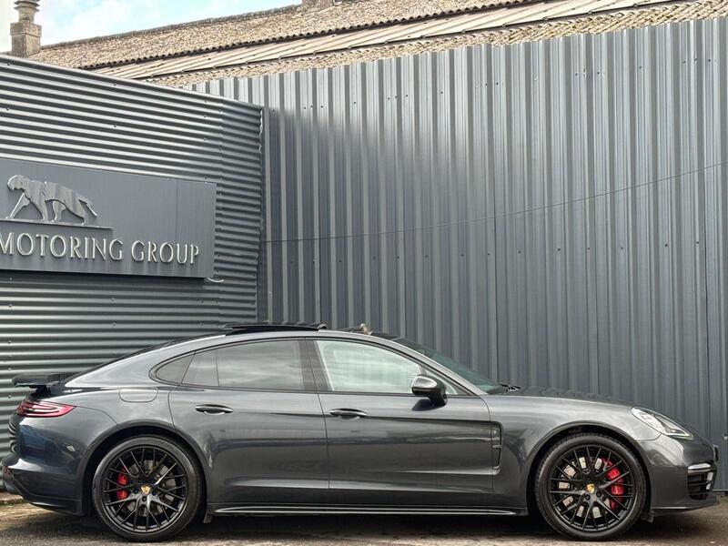 Porsche Panamera view 7
