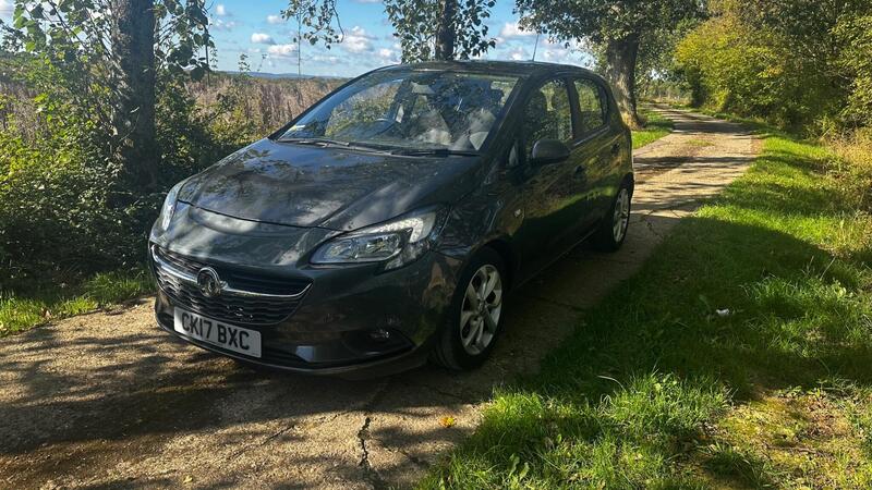 2017 Vauxhall Corsa — photo 3