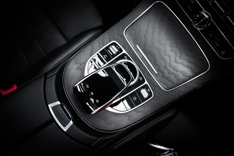 Mercedes-Benz E-Class view 7