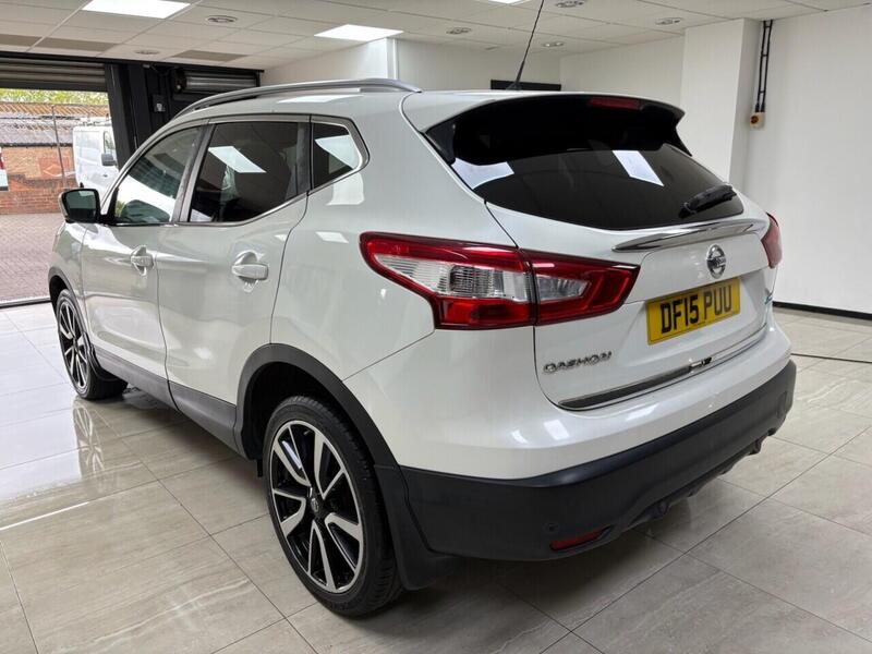 Nissan Qashqai view 5